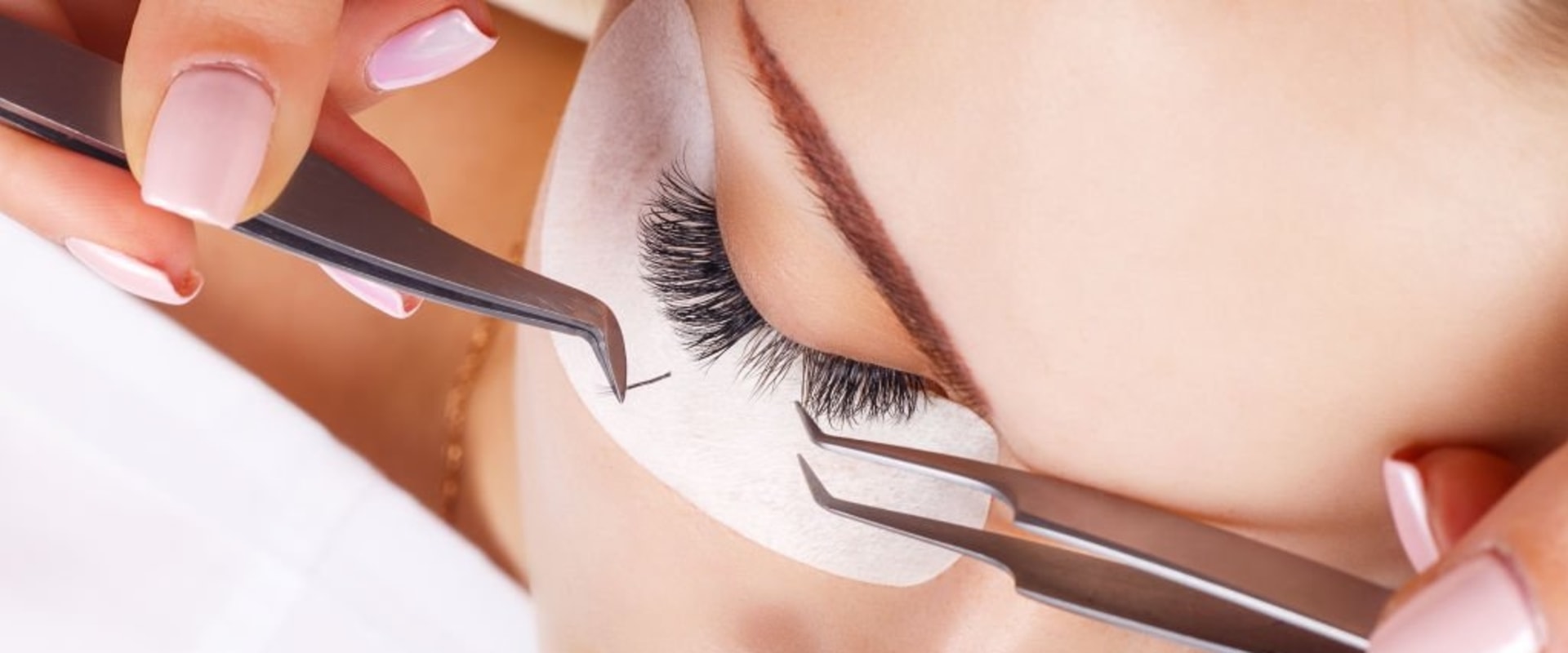 Do eyelash extensions really make a difference?