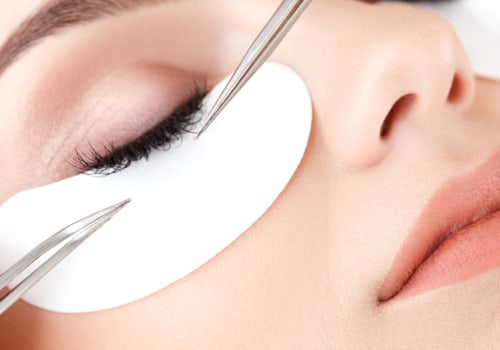 What qualifications do i need to be a lash technician uk?
